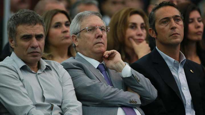 Fenerbahçe'de büyük kavga!